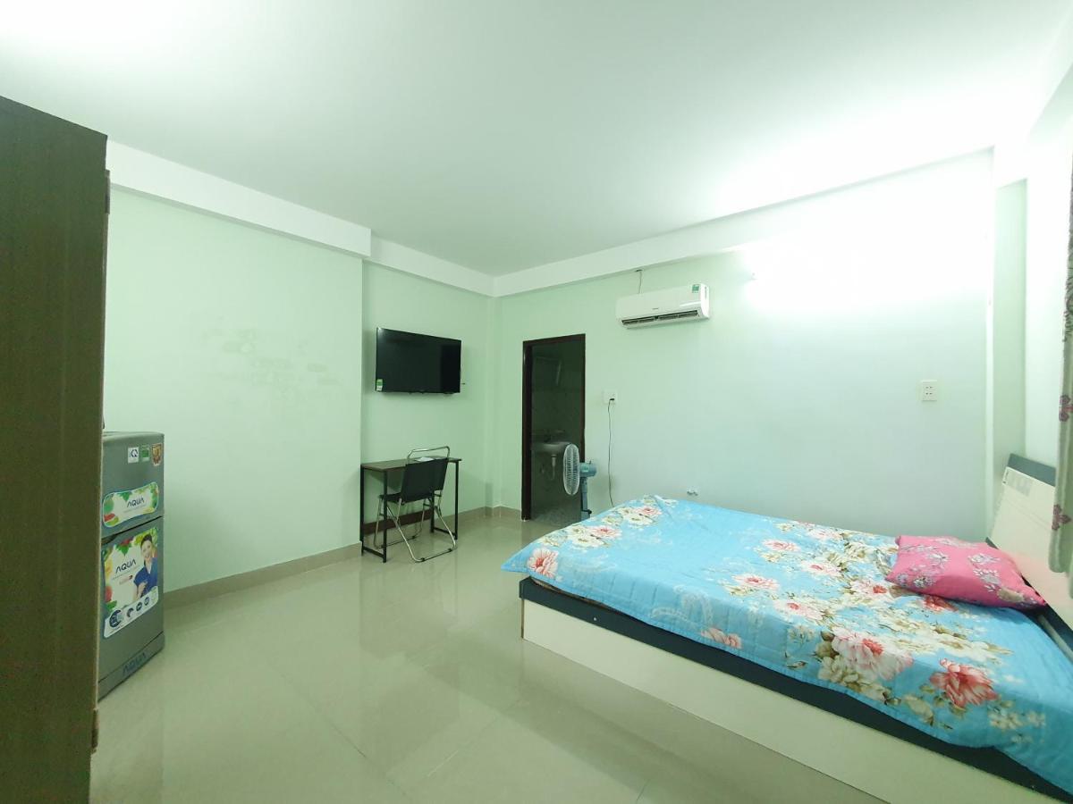 Hotel In Bui Vien Walking Street Ho Chi Minh City Exterior photo